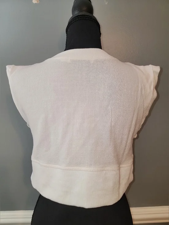 Petal & Pup White Cropped Crewneck Cap-Sleeve Top - Picture 4 of 8